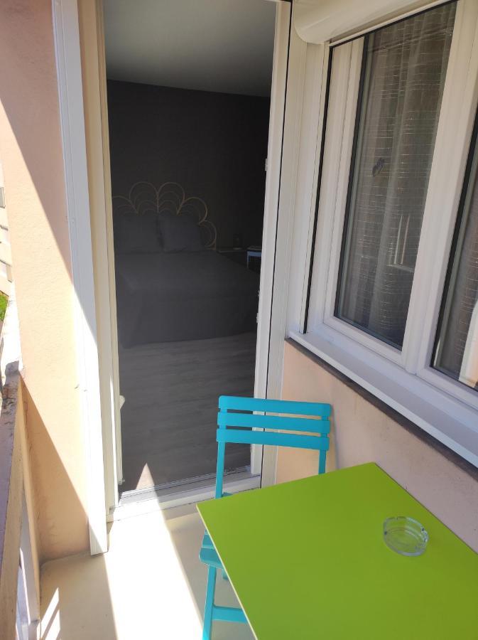 Studio - Meuble Tourisme, Trois Etoiles - 34 M2 Refait A Neuf- Residence Mâcon المظهر الخارجي الصورة